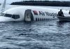Pilot gabon në ulje: avioni përfundon në ujë. Pasagjerët shpëtojnë duke notuar