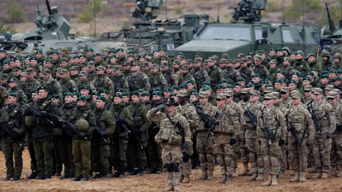 NATO-russian-border-war-678x381