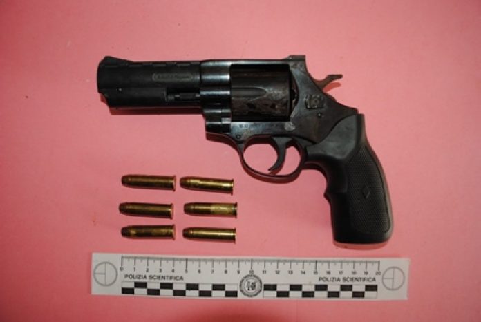 auto_pistola1538636998