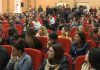 “Jetoni në luks”, studentja kryqëzon Ramën: Ta kam zili pasurinë, pse nuk e ndan me të varfërit!?