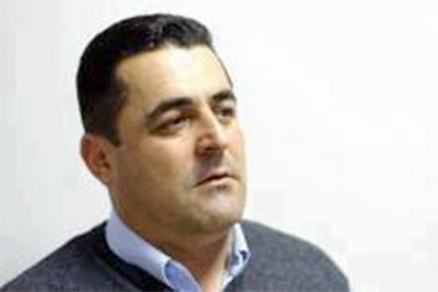 Nebil Çika: Kush voton diktaturën, është armiku ynë | Gazeta Telegraf
