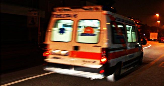 ambulanza-notte-650x341-650x341