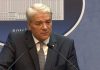 Tronditet qeveria, jep dorëheqjen ministri, ja arsyeja