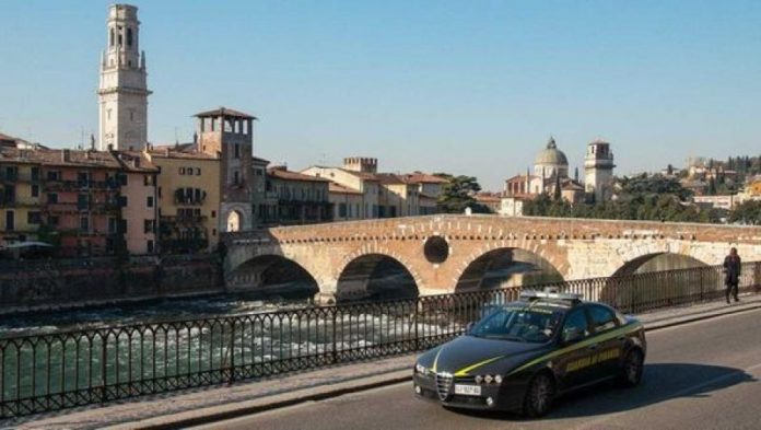 auto_guardia_finanza_vr1568308319