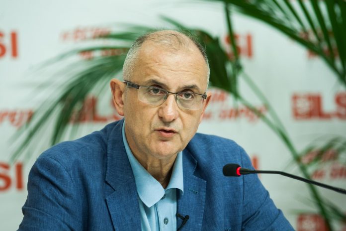 vasili
