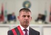Burri në kërkim, gruaja e Kajmakut fiton tenderin
