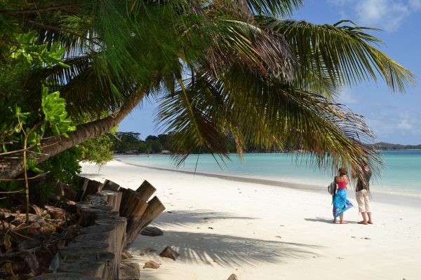 praslin-1998911_1920-600x400
