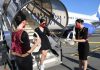Charter-i i parë me turistë nga Bjellorusia popullon plazhet e Vlorës: Jemi më të sigurt në Shqipëri!