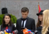 “Sa shumë më mungon o babi”, djali i Moikom Zeqos prek me fjalët për të atin: Çfarë t’i them vajzës?