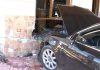 Makina përfundon brenda lokalit, plagoset një grua. Detajet e para