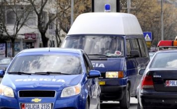 Durrës/ Plagosje me thikë, vjedhje, arrestohen dy të mitur
