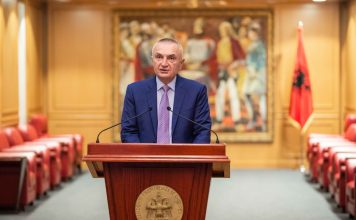 Presidenti Meta në “Mëngjesin e Lutjeve” të Jeruzalemit: Krenar për kombin shqiptar që mikëpriti dhe mbrojti hebrenjtë