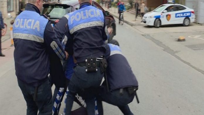 POLICIA-1