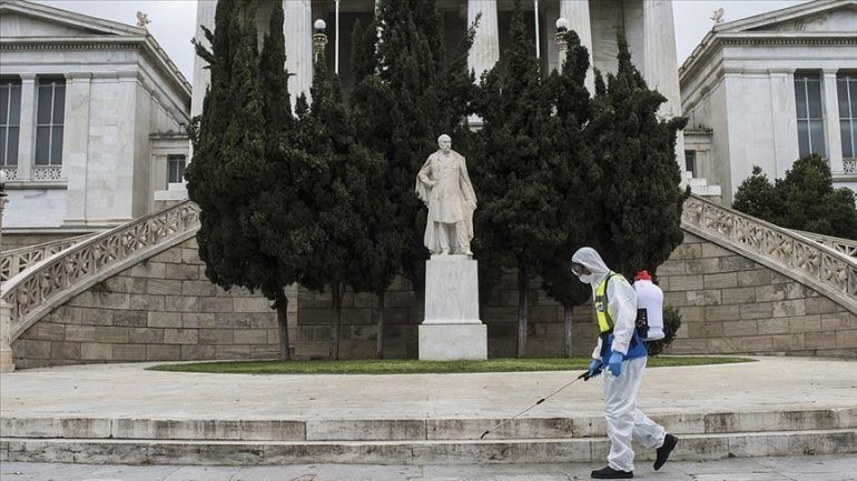 Pandemia Greqia Rivendos Masat Shtr Nguese Pas Festave Deri M Janar Gazeta Telegraf