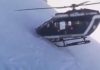 U plagos dhe u bllokua në dëborë, shikoni si i shpëtohet jeta skiatorit (VIDEO)