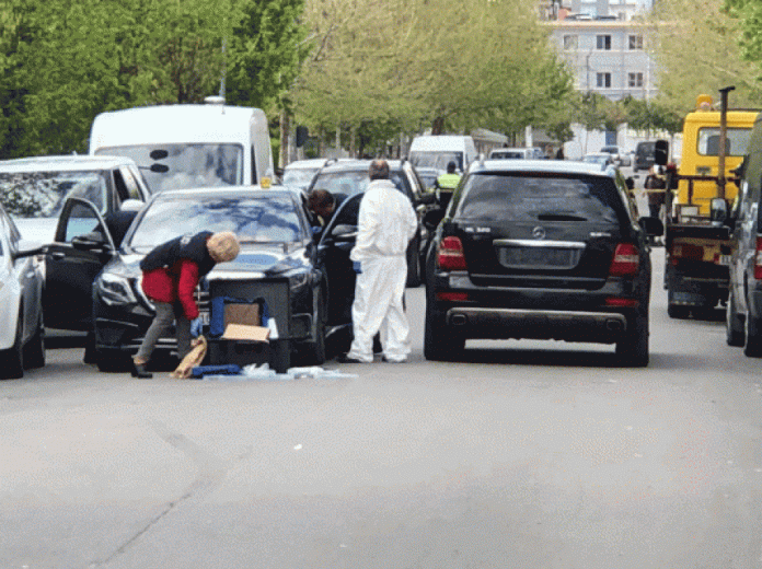 auto_Elbasan-perplasje-elektorale-me-arme-535x4001619099408
