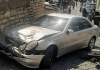 Berat, motori përplaset me “Benz”-in e parkuar në rrugën e Kalasë, plagosen rëndë dy të rinj