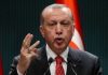 Erdogan po ‘luan me fatin e Turqisë’, paralajmëron dëbim të ambasadorëve të SHBA-së, Gjermanisë…