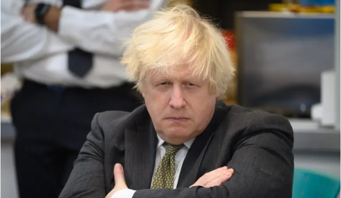 boris-johnson-698x405