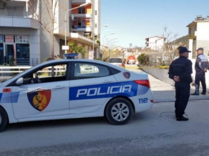 auto_850x636_policia-Vlore1-e16306544986951630862087-601x4501650029485 (1)
