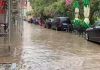 VIDEO/ Pak minuta shi dhe përmbyten rrugët në Lezhë