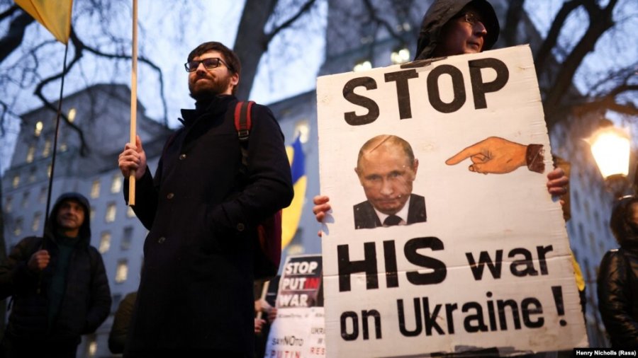 Hakmarrja/ Rusia i ndalon hyrjen 154 ligjvënës britanikë