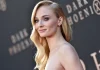 Aktorja e njohur, Sophie Turner tregon se si ka ndikuar mëmësia në karrierën e saj