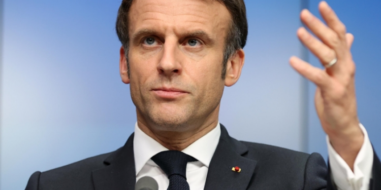 “Franca qëndron përkrah Ukrainës”/ Macron: Dënoj fuqishëm aneksimin e paligjshëm nga Rusia
