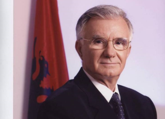 Dr. Vili Minarolli: Sistemi politik i ngritur, shkaku kryesor dhe i vetëm i pakënaqësisë popullore
