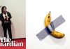“Isha i uritur, nuk kisha ngrënë mëngjes”, vizitori i muzeut ha bananen e instalacionit të artistit italian