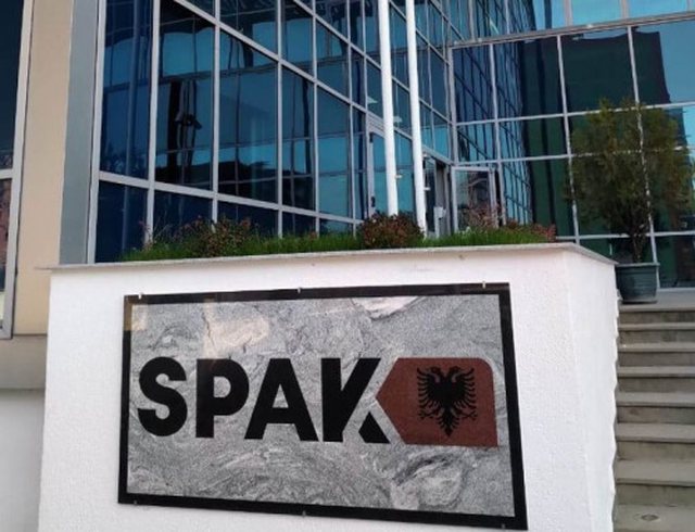 -640-0-spak1-500x3831-432