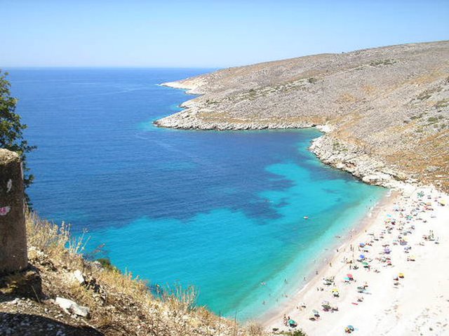 -640-0-plazh-moti-himare