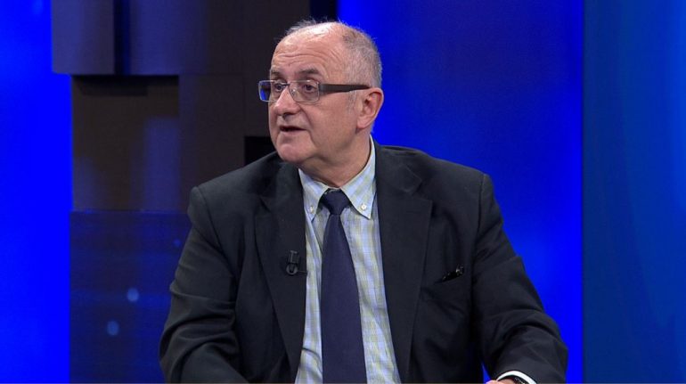 Petrit Vasili  Aeroporti i Vlorës  a mos vetë qeveria po i gëzohet arbitrazhit 