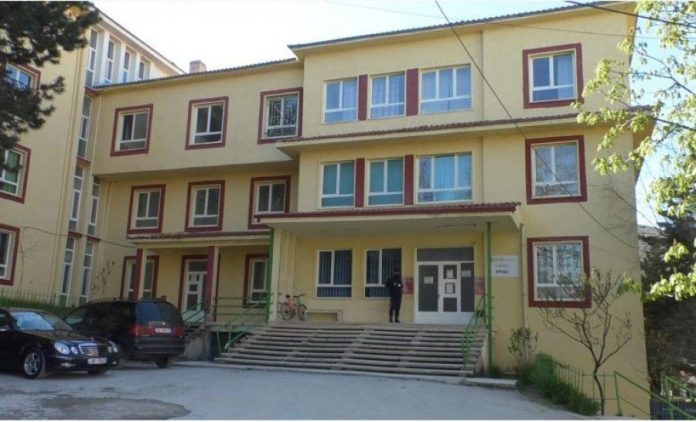 auto_auto_Spitali_Pogradec116390018821697647566