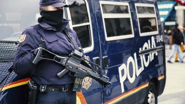 Policia-spanjolle-shkatërron-një-bandë-shqiptare
