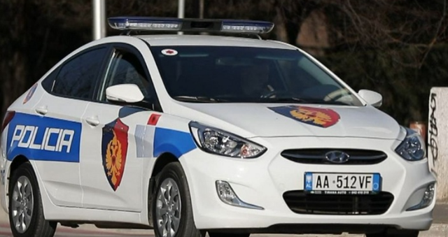 -640-0-policia-makine-policie