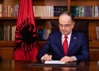 Presidenti Begaj dekreton Ervin Demon si ministër të Brendshëm