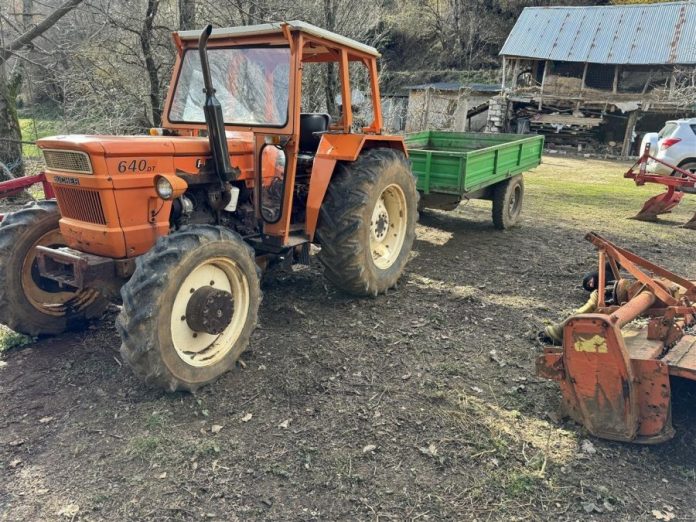 auto_shitet-zetor1734878300