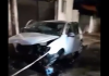Aksidenti tragjik me dy të vdekur, ja pamjet e mjetit që u përplas tek shkallët e një banese