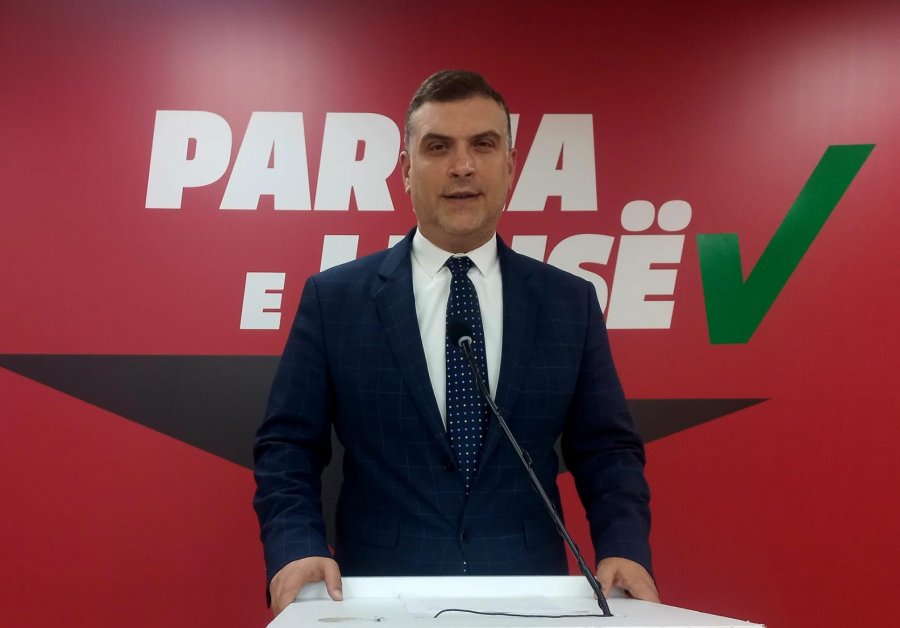 Blushi  Protesta tronditi narkoshtetin  kërkojmë Qeveri Teknike dhe zgjedhje të parakohshme