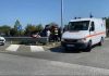 Makina përplas këmbësoren në Berat, 68-vjeçarja përfundon në spital