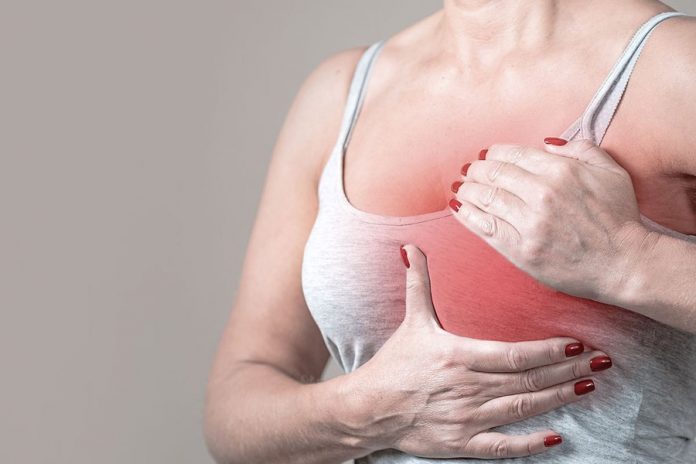-900-0-1760948329xbreast-cancer-symptoms-788