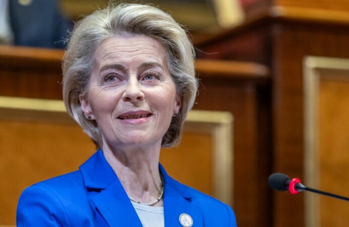 von-der-leyen-692x450