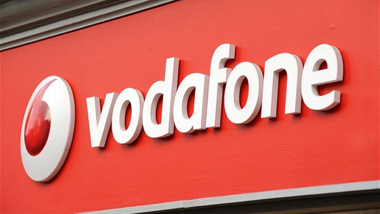 Monopoli celular  Qytetarët shqiptarë u bllokohet shërbimi i roamingut nga Vodafone  në Maqedoninë e Veriut