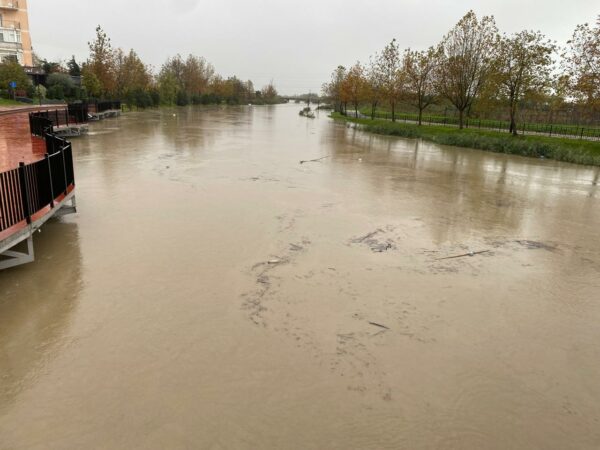 Moti i keq  Niveli i ujit në shtratin e lumit Drin pranë kuotës maksimale