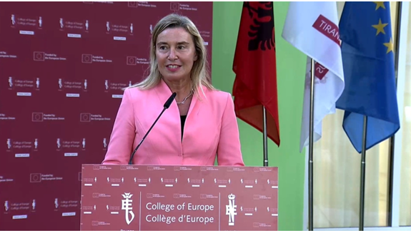 Arrestohet për vjedhje ish shefja e Politikës së Jashtme në BE  hiqej si mbështetëse e Reformës në Drejtësi