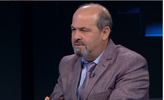 Eksperti Sharka  Parqet fotovoltaike dhe kanabis në vend të bujqësisë  po përzënë fermerët për t u marrë tokën 