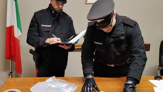 Shqiptari kapet me drogë në Itali  e  tradhtoi   