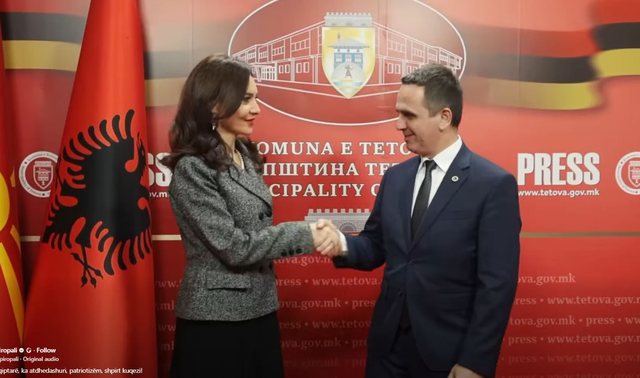  Ku ka shqiptarë  ka shpirt kuqezi   Spiropali viziton Komunën e Tetovës