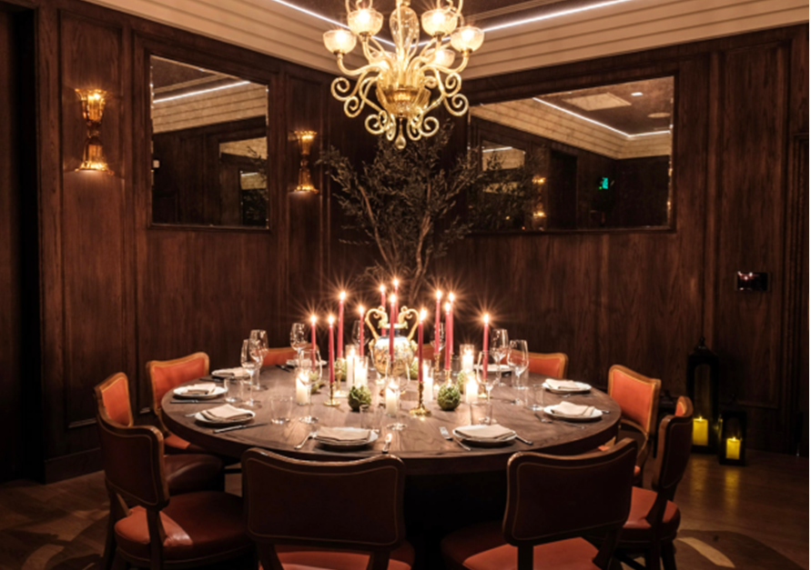 Bjondet e  komplotit  Kushtetues